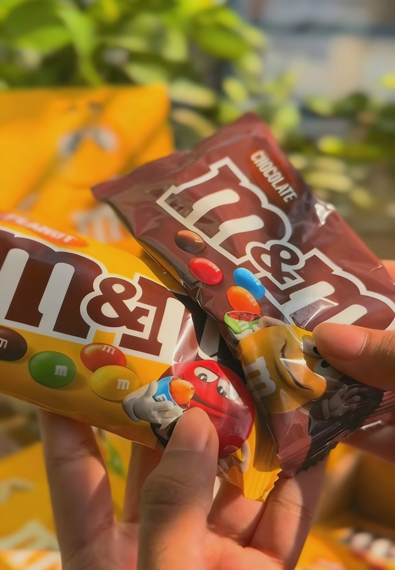 M&M's Peanut Flavour Chocolate Gift Bags (1080g) 24 x 45g
